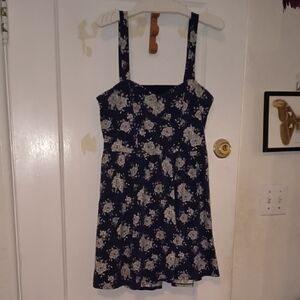 Forever 21 | Navy and White Floral Mini Dress
